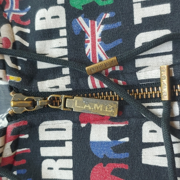 Vintage L.A.M.B. Around The World Sweatshirt Hoodie GUC size Medium - Picture 7 of 12